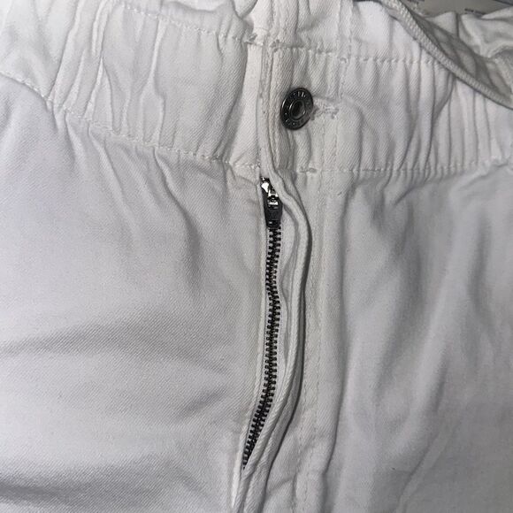 AE 14-16 White Stretch Relaxed Fit Paper Bag Denim Belted High Rise Mom Shorts - Picture 10 of 15